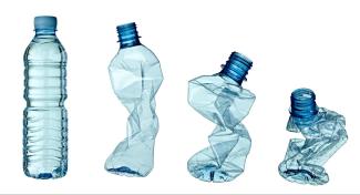 Mačkání PET lahve